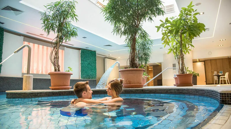 szállásguru Wellness és romantika élménycsomag 2026
